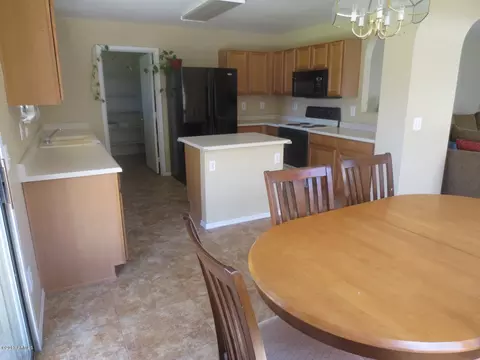 700 S Colonial St, Gilbert, AZ 85296 photo 3