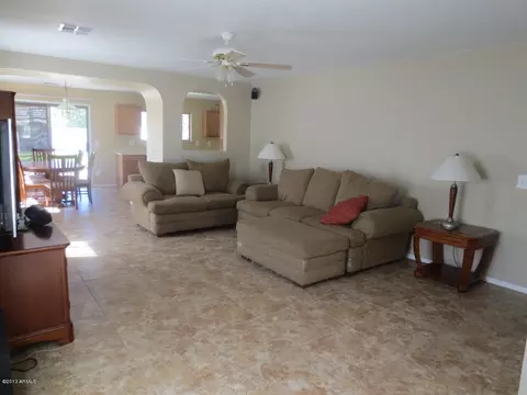 700 S Colonial St, Gilbert, AZ 85296 photo 2