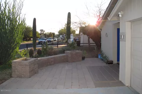 3717 Evans Dr, Phoenix, AZ 85032 photo 1