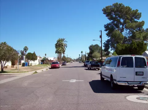 1733 E Yale St, Phoenix, AZ 85006 photo 2