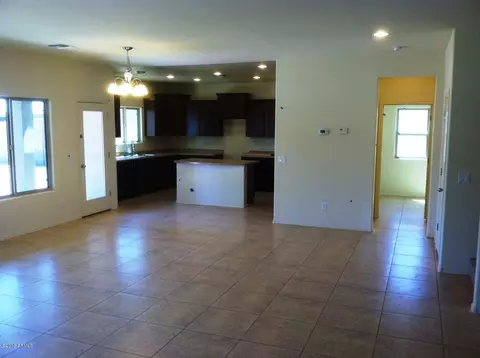 17841 W Desert Ln, Surprise, AZ 85388 photo 5