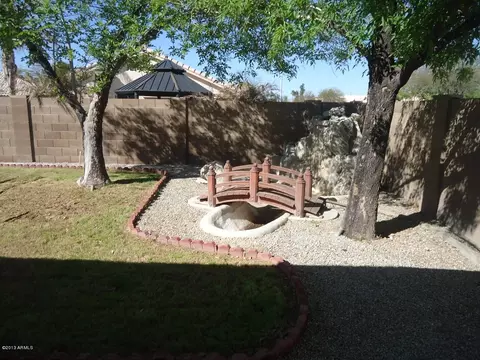 982 E Constitution Dr, Chandler, AZ 85225 photo 11