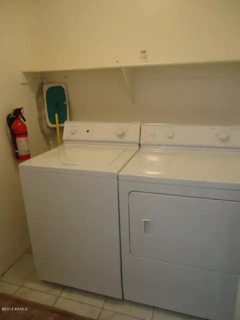 982 E Constitution Dr, Chandler, AZ 85225 photo 4