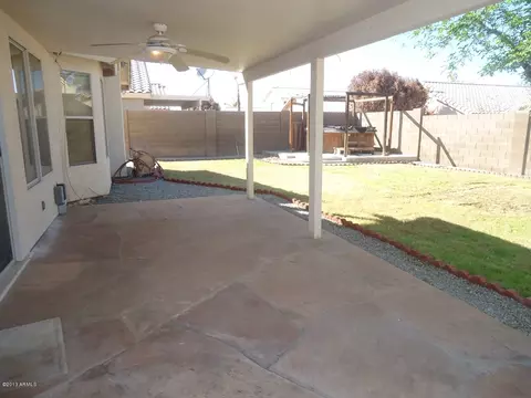 982 E Constitution Dr, Chandler, AZ 85225 photo 9