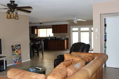 2106 E Concorda Dr, Tempe, AZ 85282 photo 11