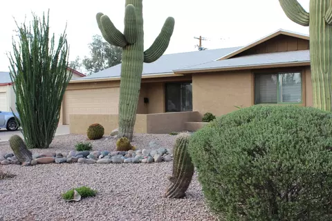 2106 E Concorda Dr, Tempe, AZ 85282 photo 1