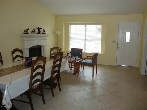 4538 E Rock Wren Rd, Phoenix, AZ 85044 photo 5