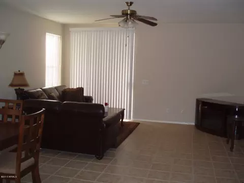 828 E Cathy Dr, Gilbert, AZ 85296 photo 3