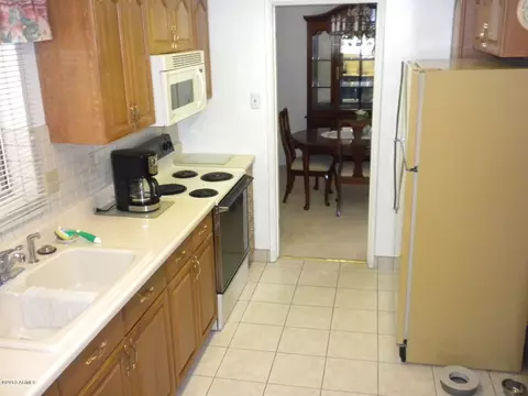 4702 E Wilshire Dr, Phoenix, AZ 85008 photo 6