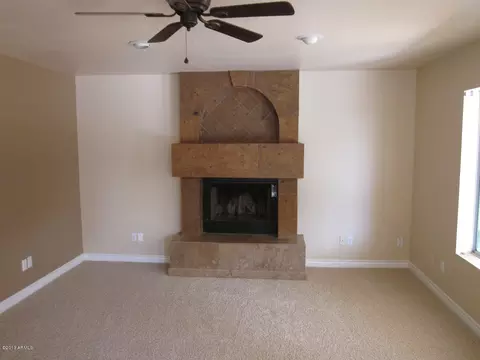 1302 W Sunset Ct, Gilbert, AZ 85233 photo 3