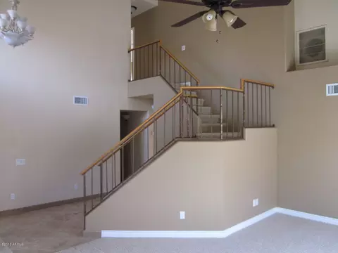 1302 W Sunset Ct, Gilbert, AZ 85233 photo 4