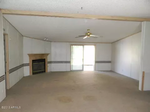974 W Tepee St, Apache Junction, AZ 85120 photo 3