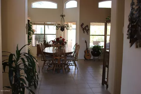 1102 E Constitution Dr, Gilbert, AZ 85296 photo 5