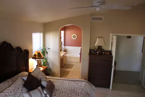 1102 E Constitution Dr, Gilbert, AZ 85296 photo 15