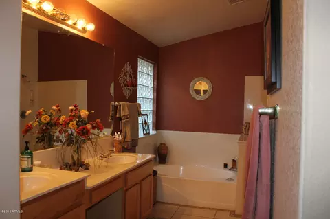 1102 E Constitution Dr, Gilbert, AZ 85296 photo 19