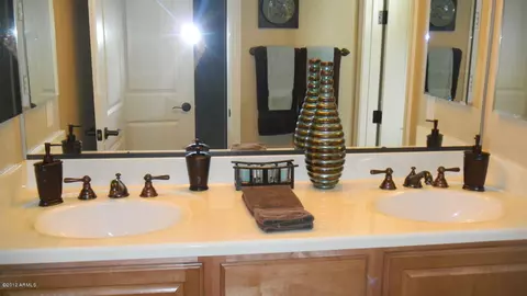 2464 E Lodgepole Dr, Gilbert, AZ 85298 photo 16