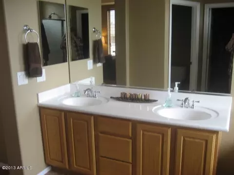 2848 E Pistachio St, Gilbert, AZ 85296 photo 5