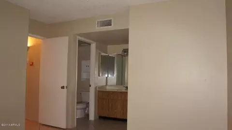1934 E Sandra Ter, Phoenix, AZ 85022 photo 9