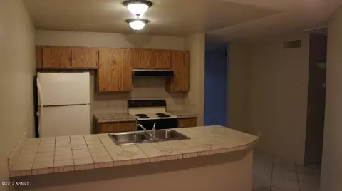 1934 E Sandra Ter, Phoenix, AZ 85022 photo 4