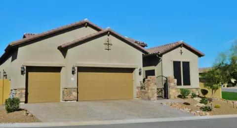8520 E Jacaranda Cir, Mesa, AZ 85207 photo 2