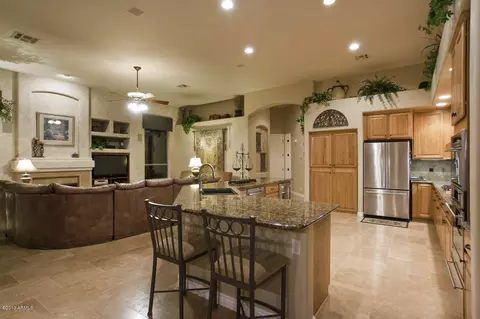 14037 S 8th St, Phoenix, AZ 85048 photo 4