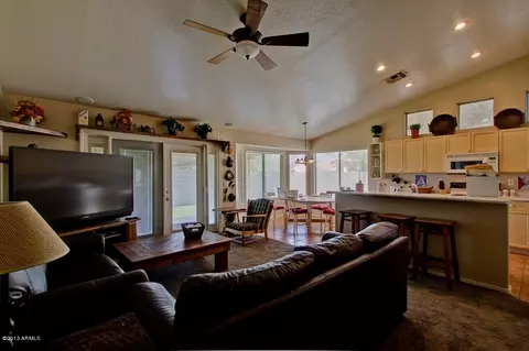 326 S Bronco Ln, Gilbert, AZ 85233 photo 16