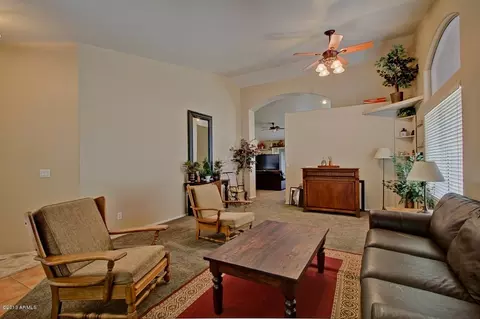 326 S Bronco Ln, Gilbert, AZ 85233 photo 5