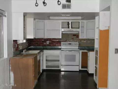 2136 E Diamond Ave, Mesa, AZ 85204 photo 3
