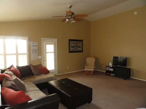3933 E Douglas Loop, Gilbert, AZ 85234 photo 10