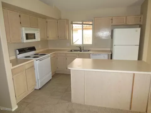 579 W Tumbleweed Rd, Gilbert, AZ 85233 photo 3