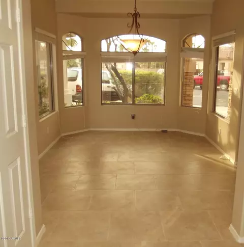 1059 S 99th Pl, Mesa, AZ 85208 photo 9