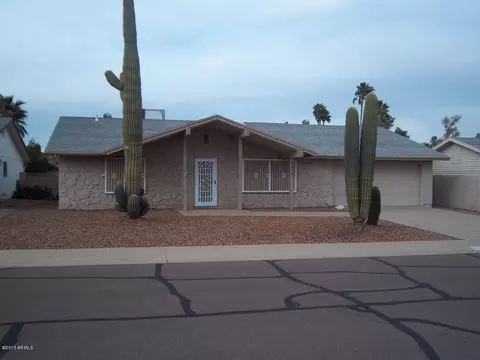4834 E Paiute St, Phoenix, AZ 85044 photo 1