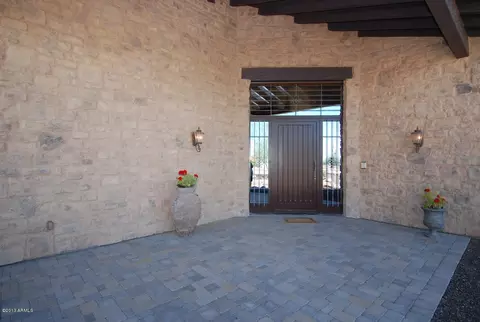 925 S Cottontail Ct, Apache Junction, AZ 85119 photo 2