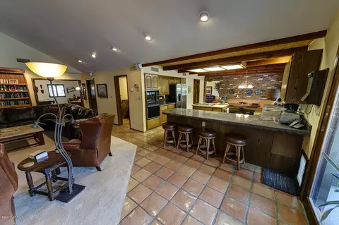 1825 E Laurel St, Mesa, AZ 85203 photo 6