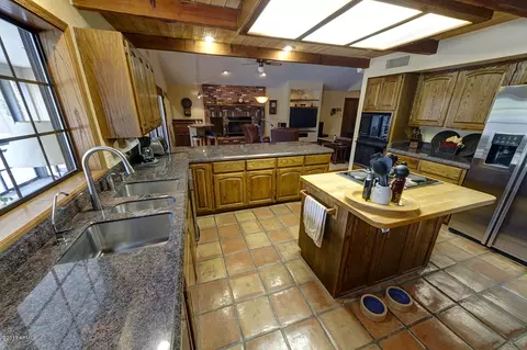 1825 E Laurel St, Mesa, AZ 85203 photo 4