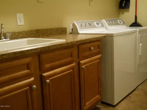 2665 E Blue Spruce Ln, Gilbert, AZ 85298 photo 2