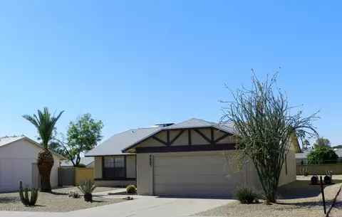 4607 E Walatowa St, Phoenix, AZ 85044 photo 2