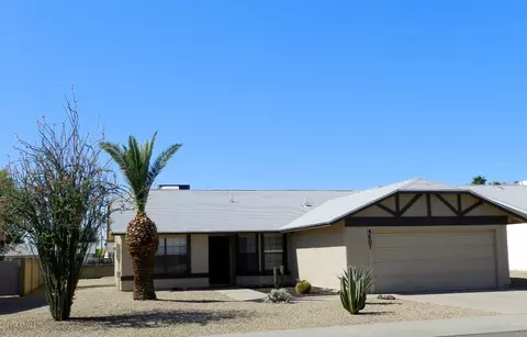 4607 E Walatowa St, Phoenix, AZ 85044 photo 1