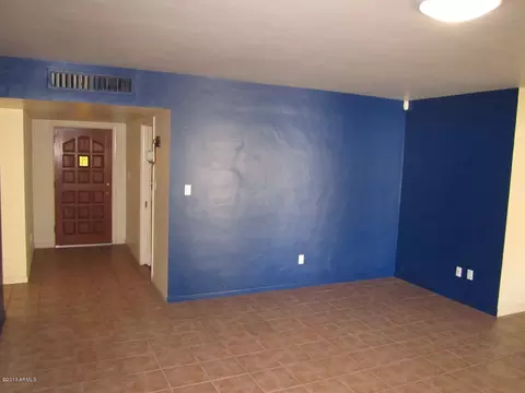 5118 E Pinchot Ave, Phoenix, AZ 85018 photo 4
