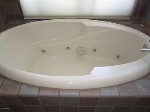 5118 E Pinchot Ave, Phoenix, AZ 85018 photo 8