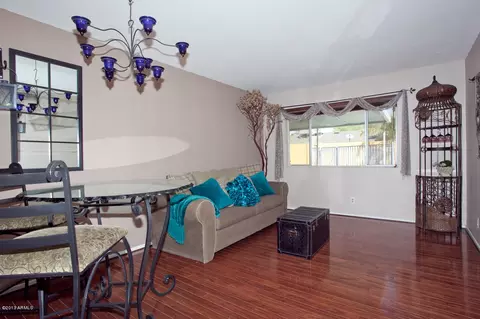 422 E Carter Dr, Tempe, AZ 85282 photo 4
