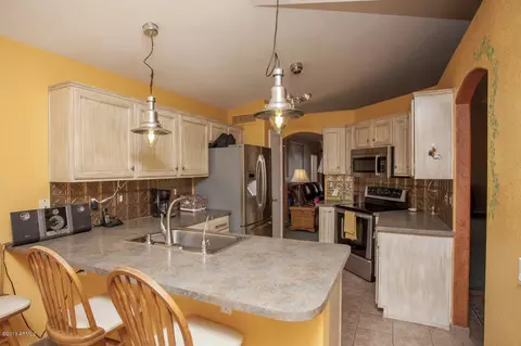 677 E Gary Dr, Chandler, AZ 85225 photo 8