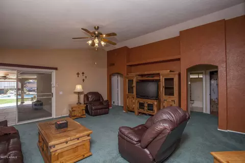 677 E Gary Dr, Chandler, AZ 85225 photo 5