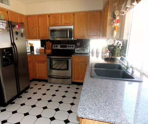 3223 E Silverwood Dr, Phoenix, AZ 85048 photo 15