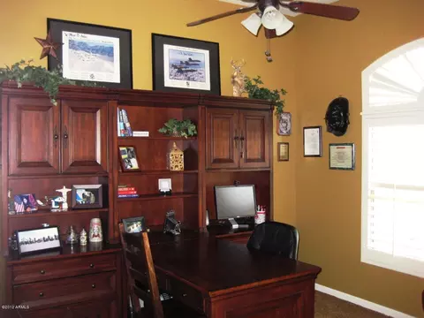 1531 E Saratoga Ct, Gilbert, AZ 85296 photo 3