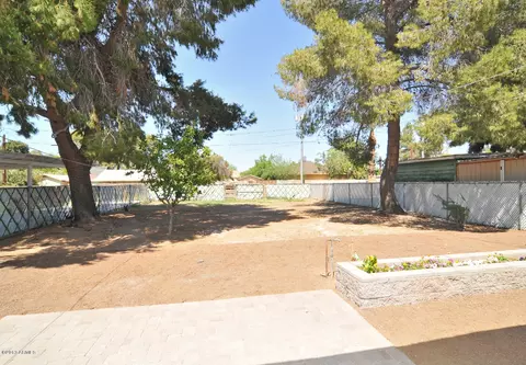 1728 E Pinchot Ave, Phoenix, AZ 85016 photo 21