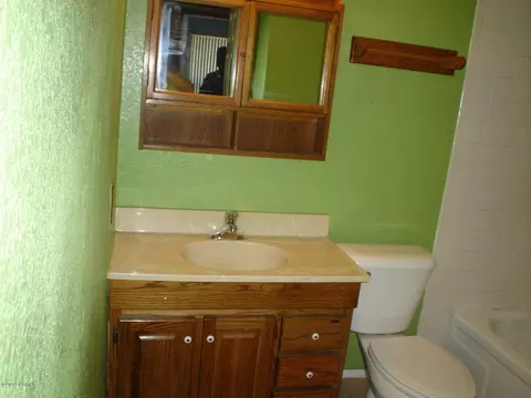 7628 W Earll Dr, Phoenix, AZ 85033 photo 6