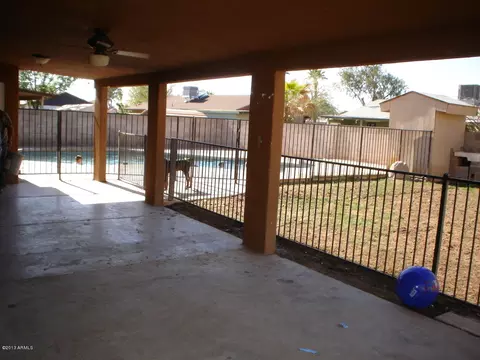 7628 W Earll Dr, Phoenix, AZ 85033 photo 17