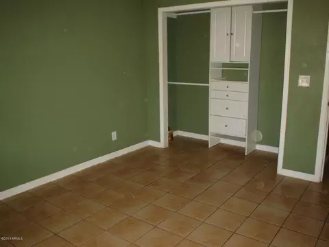 7628 W Earll Dr, Phoenix, AZ 85033 photo 11