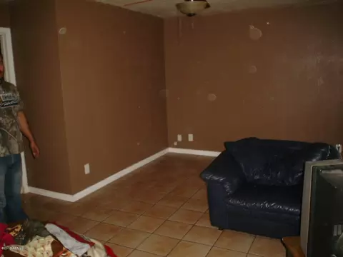 7628 W Earll Dr, Phoenix, AZ 85033 photo 10
